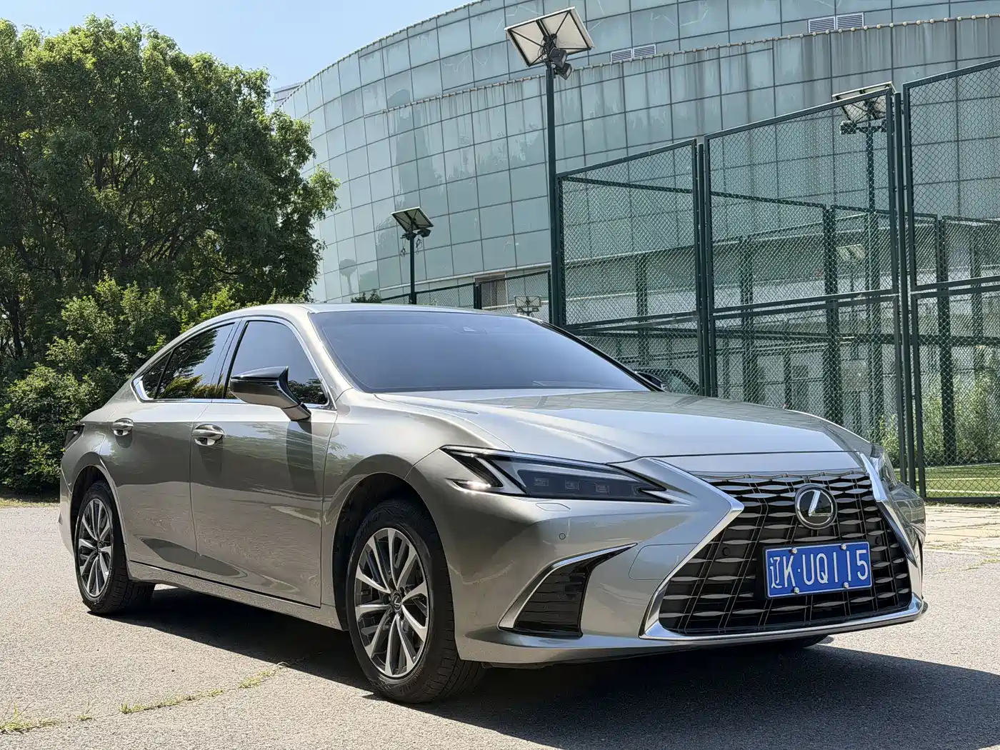 Lexus ES 2025 200 Ultimate Edition фото 3