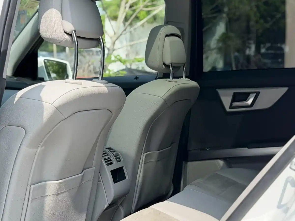 Mercedes-Benz GLK-Class 2015 GLK 300 4MATIC Luxury Ultimate Edition фото 5