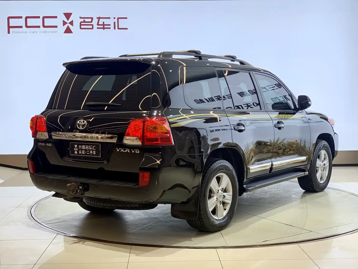 Toyota Land Cruiser 2012 4.6L Automatic VX-R фото 5