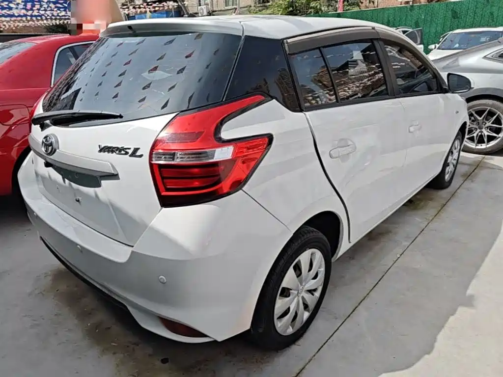 Toyota YARiS L Zhi Xuan 2016 Facelift 1.5E CVT Charming Edition фото 7