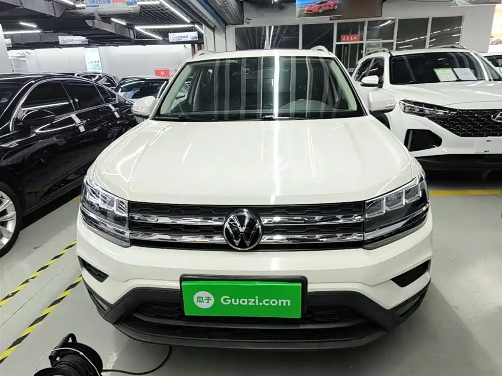VOLKSWAGEN TUYUE