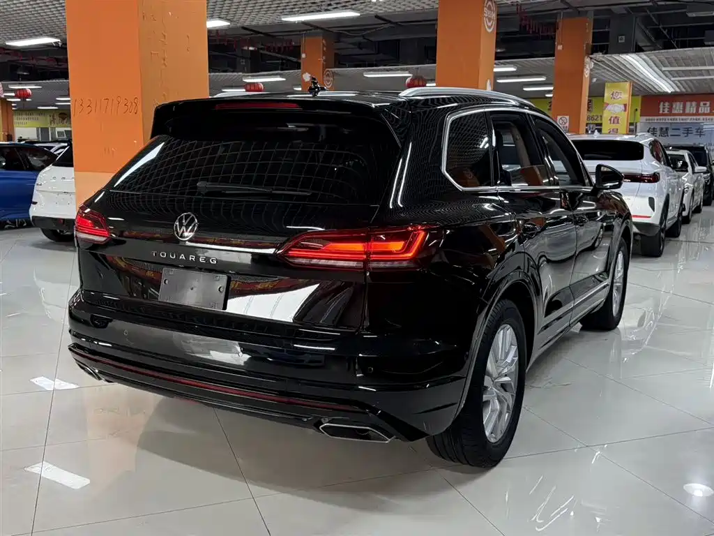 Volkswagen Touareg 2023 2.0TSI R-Line Edition фото 5