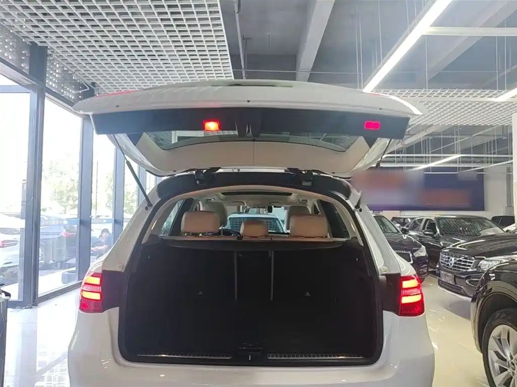 Mercedes-Benz GLC 2017 GLC 300 4MATIC Dynamic фото 19