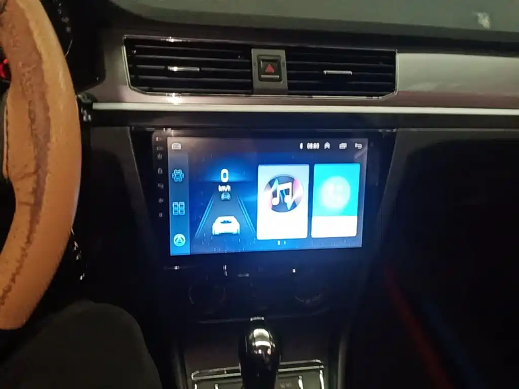 Volkswagen Bora 2018 1.5L Automatic Fashion фото 13