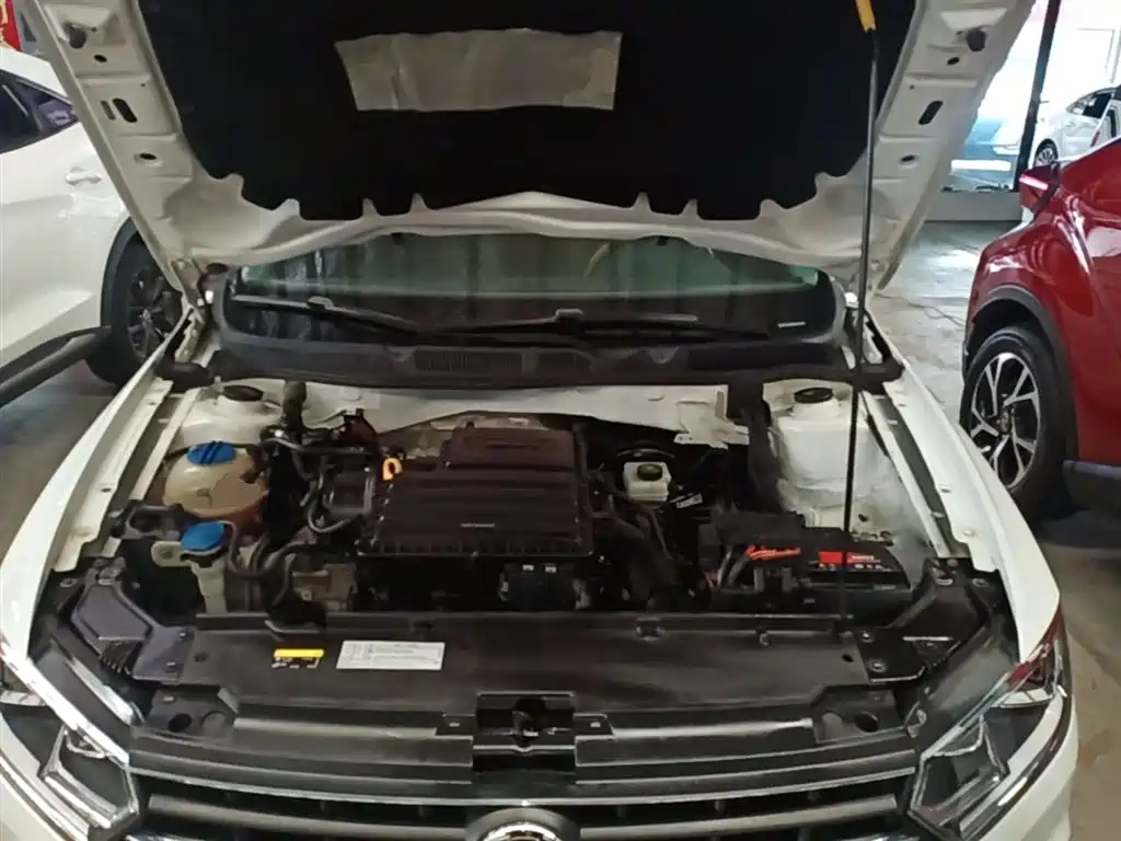 Volkswagen Bora 2018 1.5L Automatic Fashion фото 20