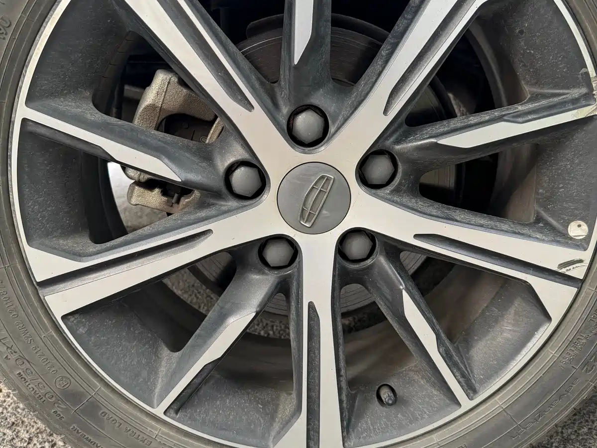 GEELY AUTOMOBILE EMGRAND