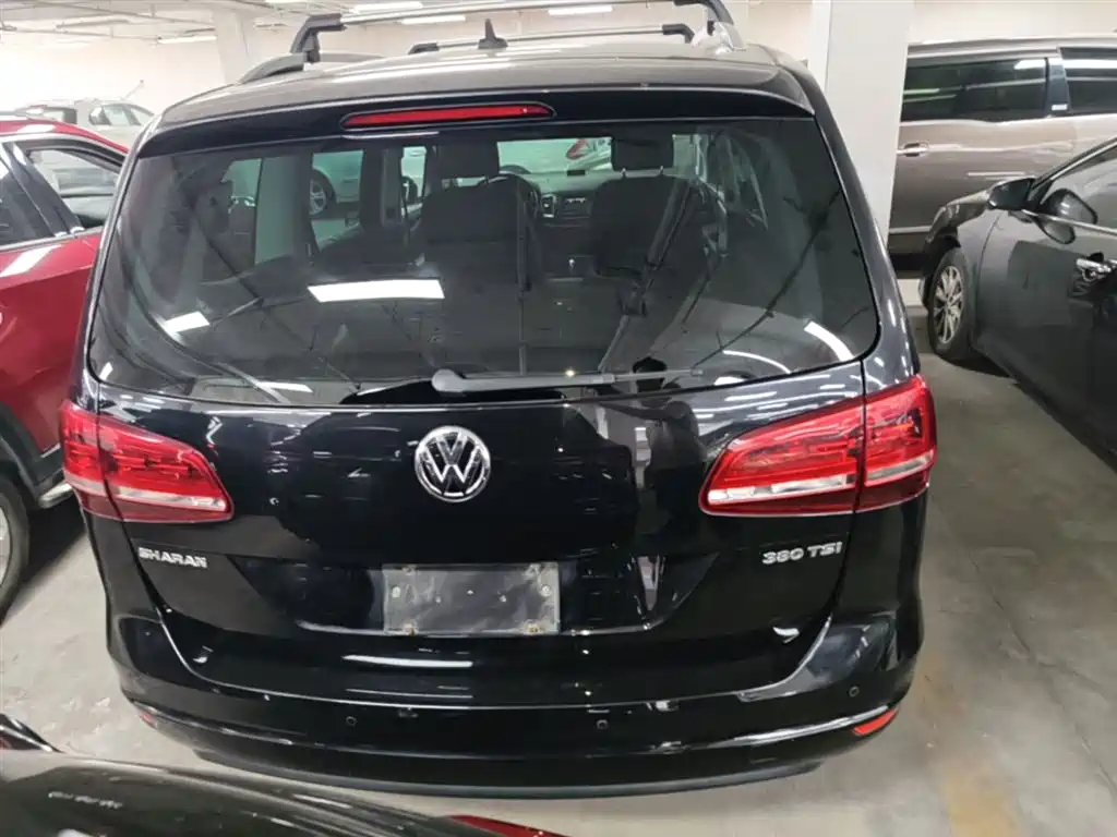 Volkswagen Sharan 2018 380TSI Comfort 7-Seater фото 6