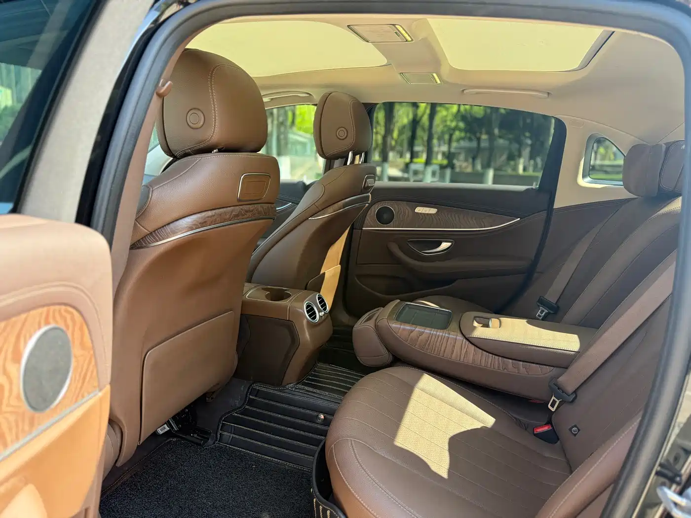 Mercedes-Benz E-Class 2020 Facelift E 300 L Fashion фото 9