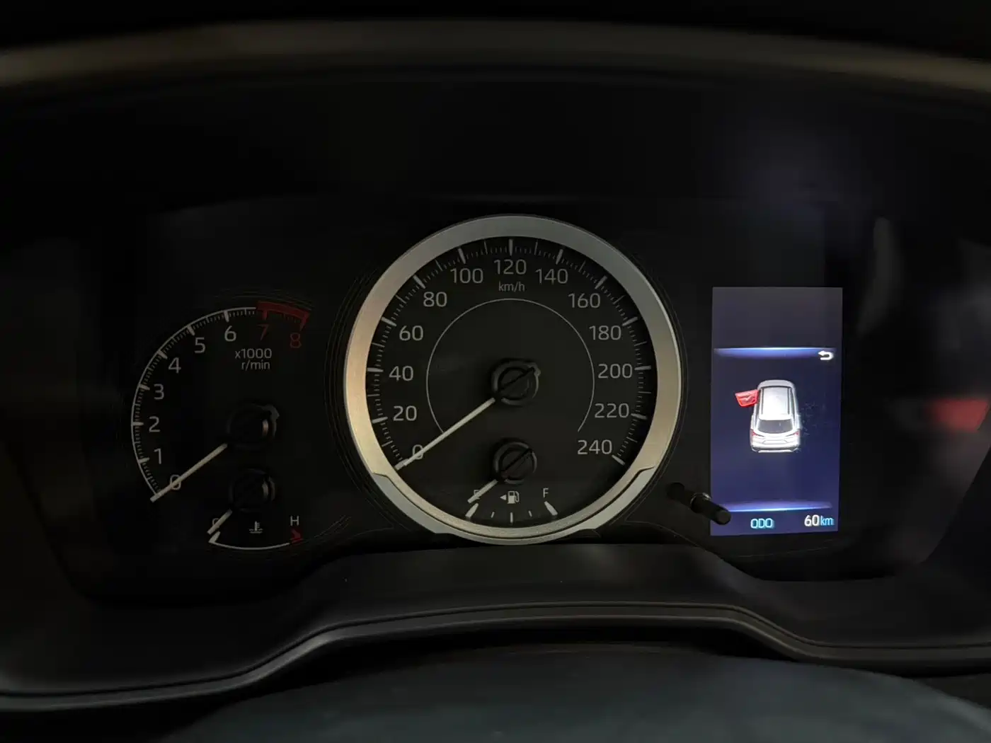 Toyota Corolla Cross 2022 2.0L Premium Edition фото 11