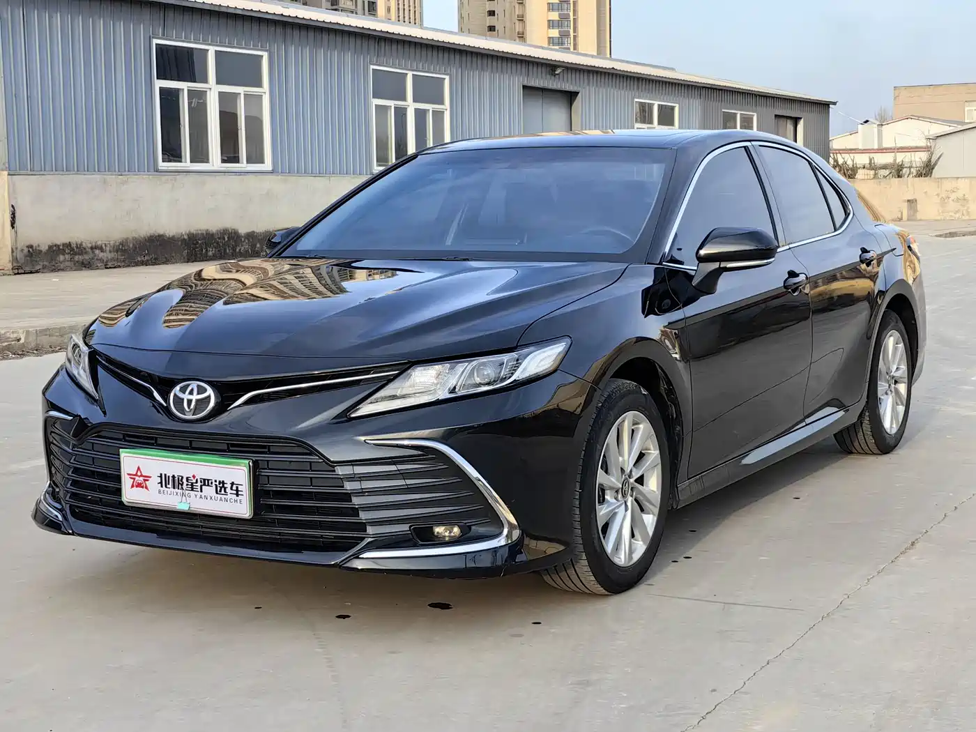 Toyota Camry 2022 2.0GVP Leading Edition