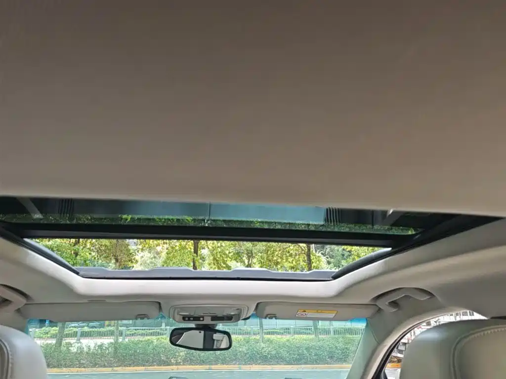 Cadillac XTS 2017 28T Elite фото 18