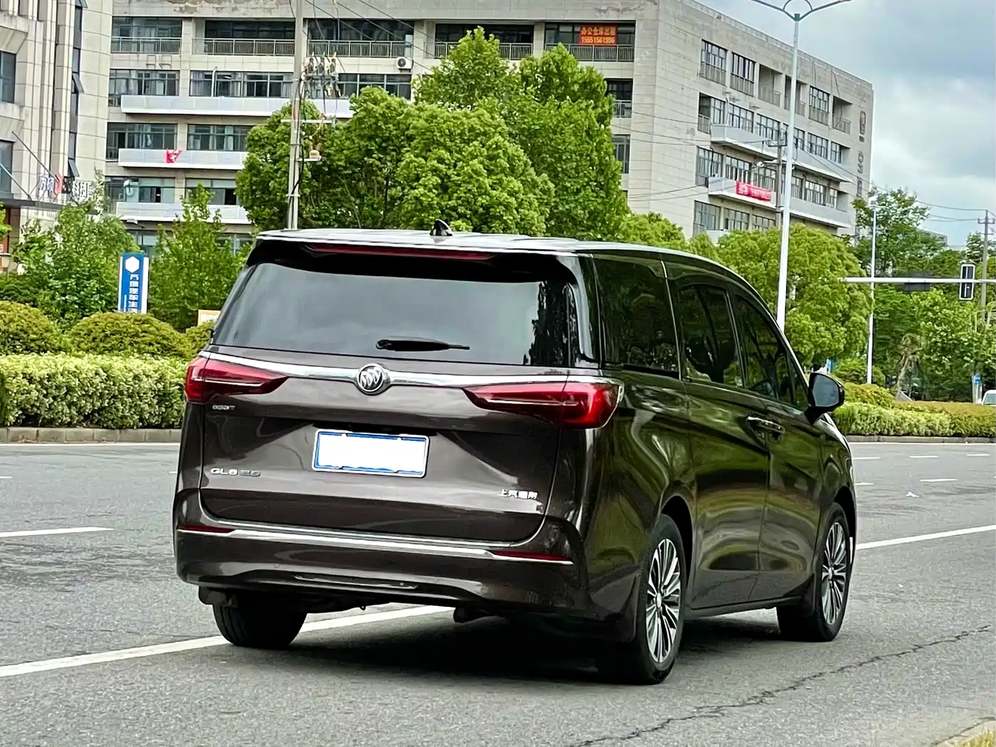 Buick GL8 2020 Model ES Landglory 653T Luxury фото 4