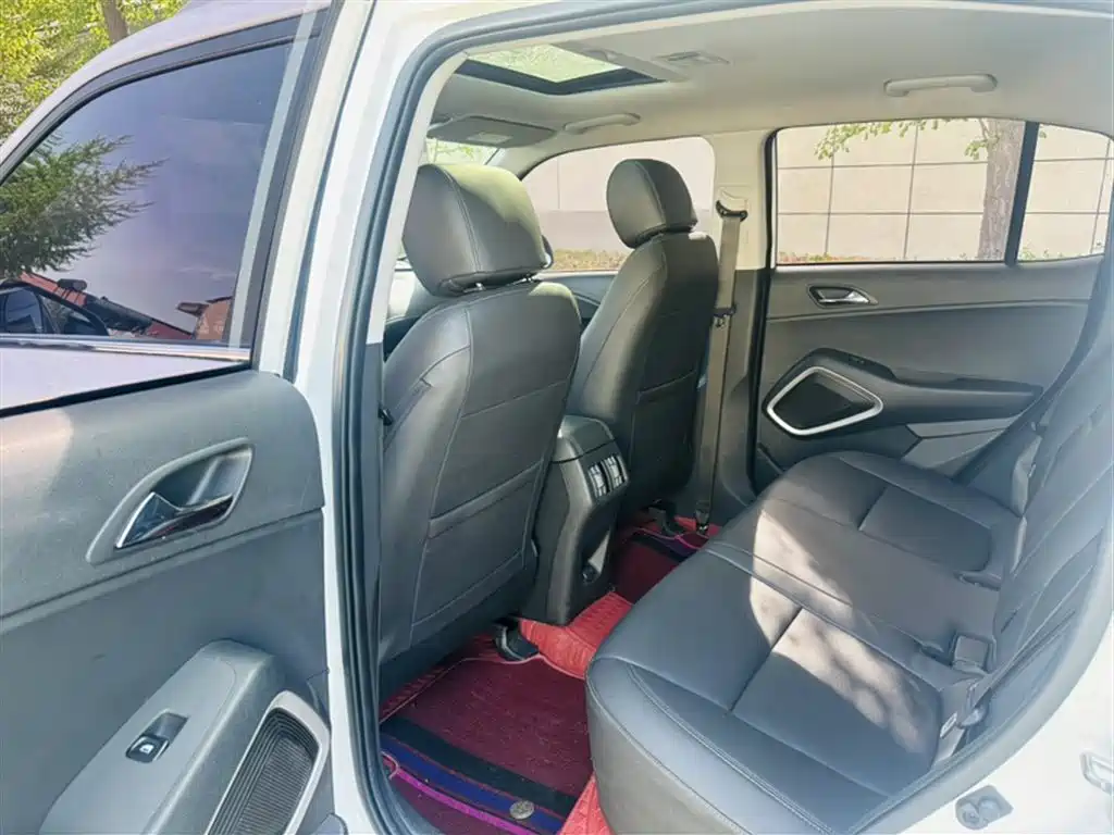 Hyundai Beijing Hyundai ix35 2019 2.0L Automatic 2WD Zhiyong·Smooth Enjoy China VI фото 14