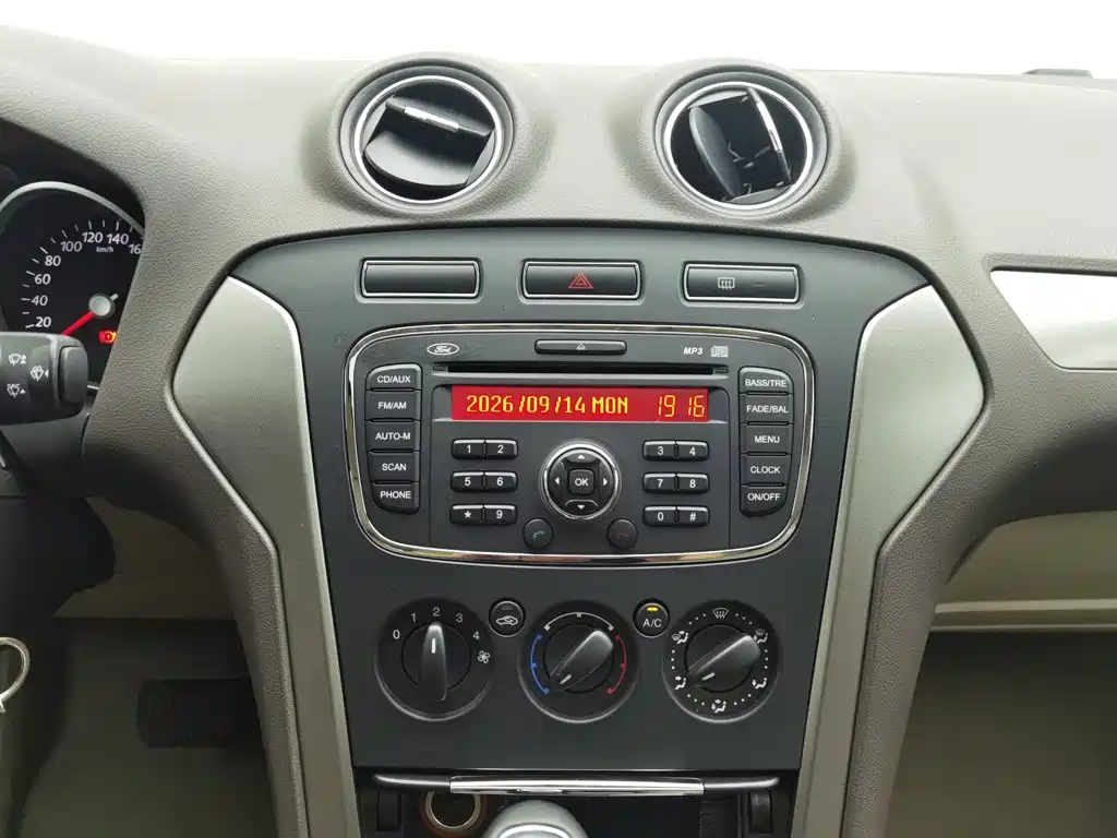 Ford Mondeo Zhisheng 2013 2011 2.3L Fashion