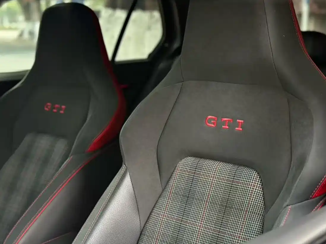 Volkswagen Golf GTI 2021 380TSI DSG GTI фото 9