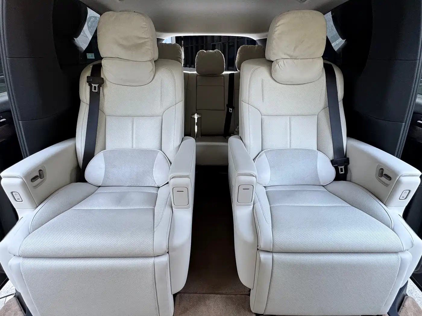 Li Auto MEGA 2025 2025 Model Home Family Special Edition