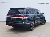Фото 5 - Lincoln Navigator