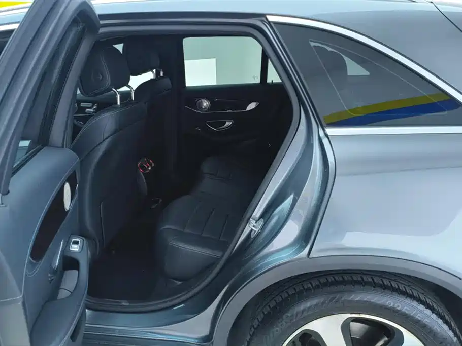 Mercedes-Benz GLC 2018 GLC 260 4MATIC Luxury фото 11