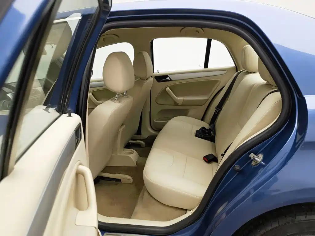 Volkswagen Bora 2011 2011 1.6L Automatic Fashion