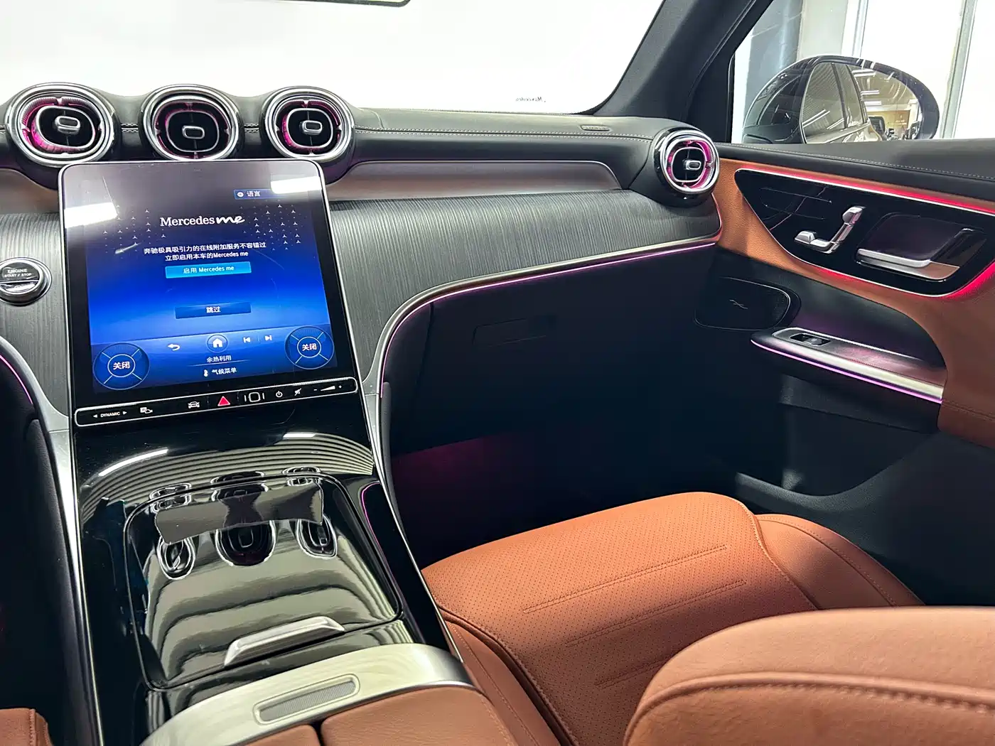 Mercedes-Benz GLC 2024 Facelift GLC 260 L 4MATIC Luxury 5-seater фото 14
