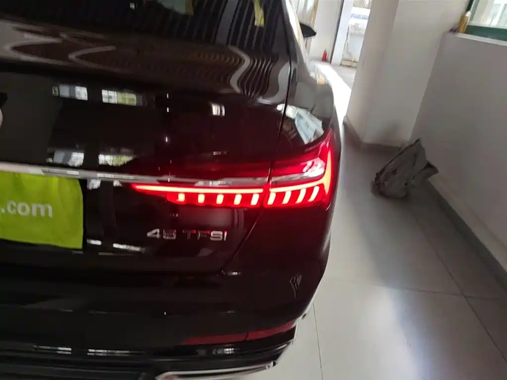 Audi A6L 2019 40 TFSI Luxury Dynamic фото 8