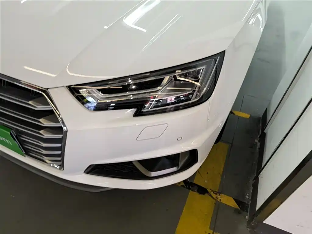 Audi A4L 2019 40 TFSI Fashion (China V) фото 24