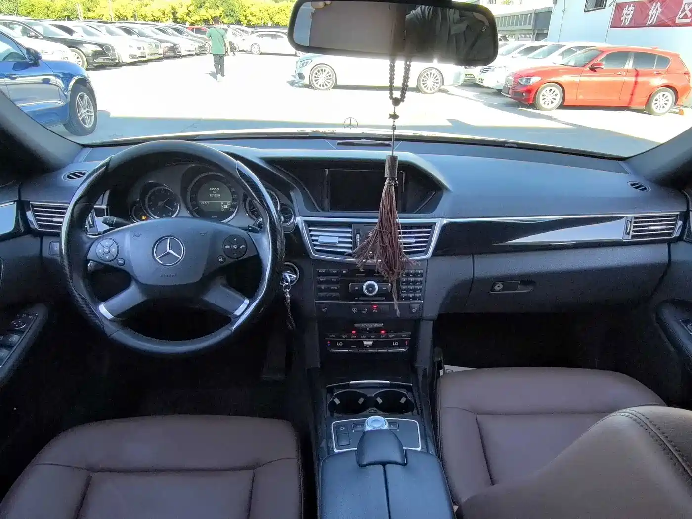 Mercedes-Benz E-Class 2010 2010 E 300 L Fashion