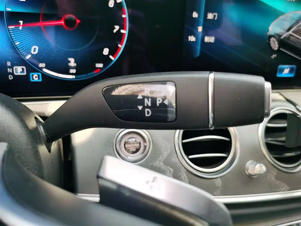 Mercedes-Benz E-Class 2023 Facelift E 300 L Luxury фото 11