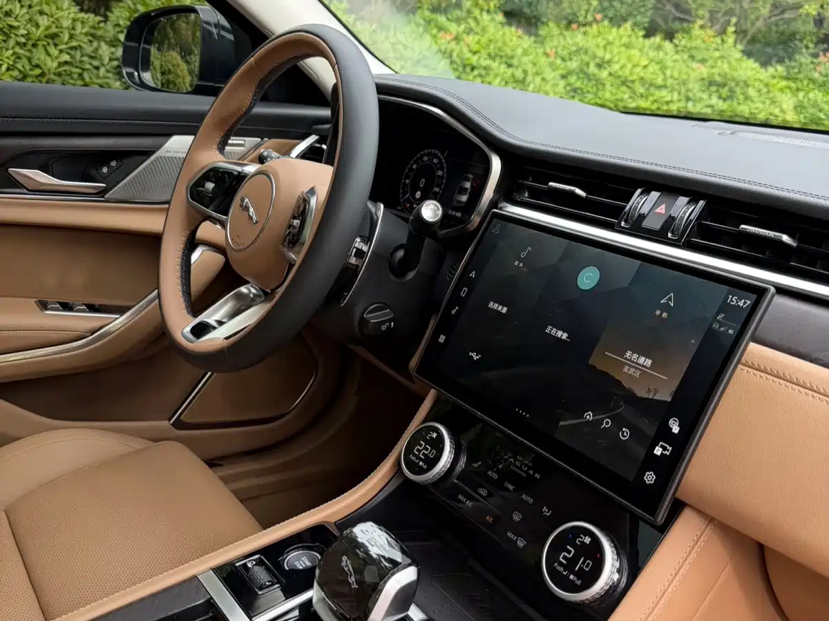 Jaguar XFL 2024 2024 2.0T P250 2WD Premium Luxury
