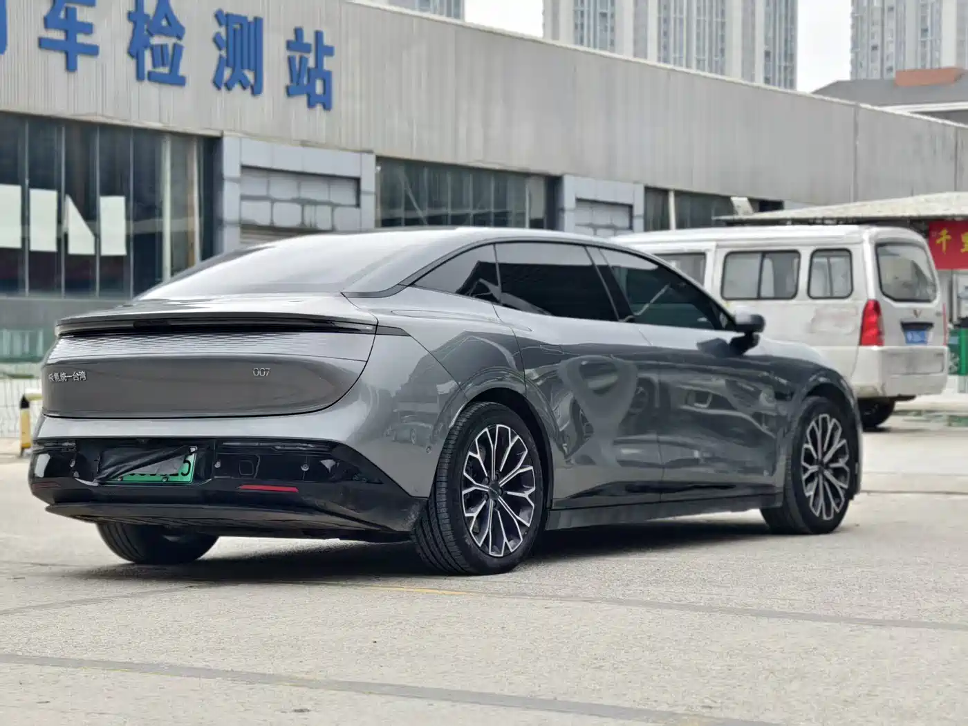 ZEEKR EXTREME KRYPTON 007
