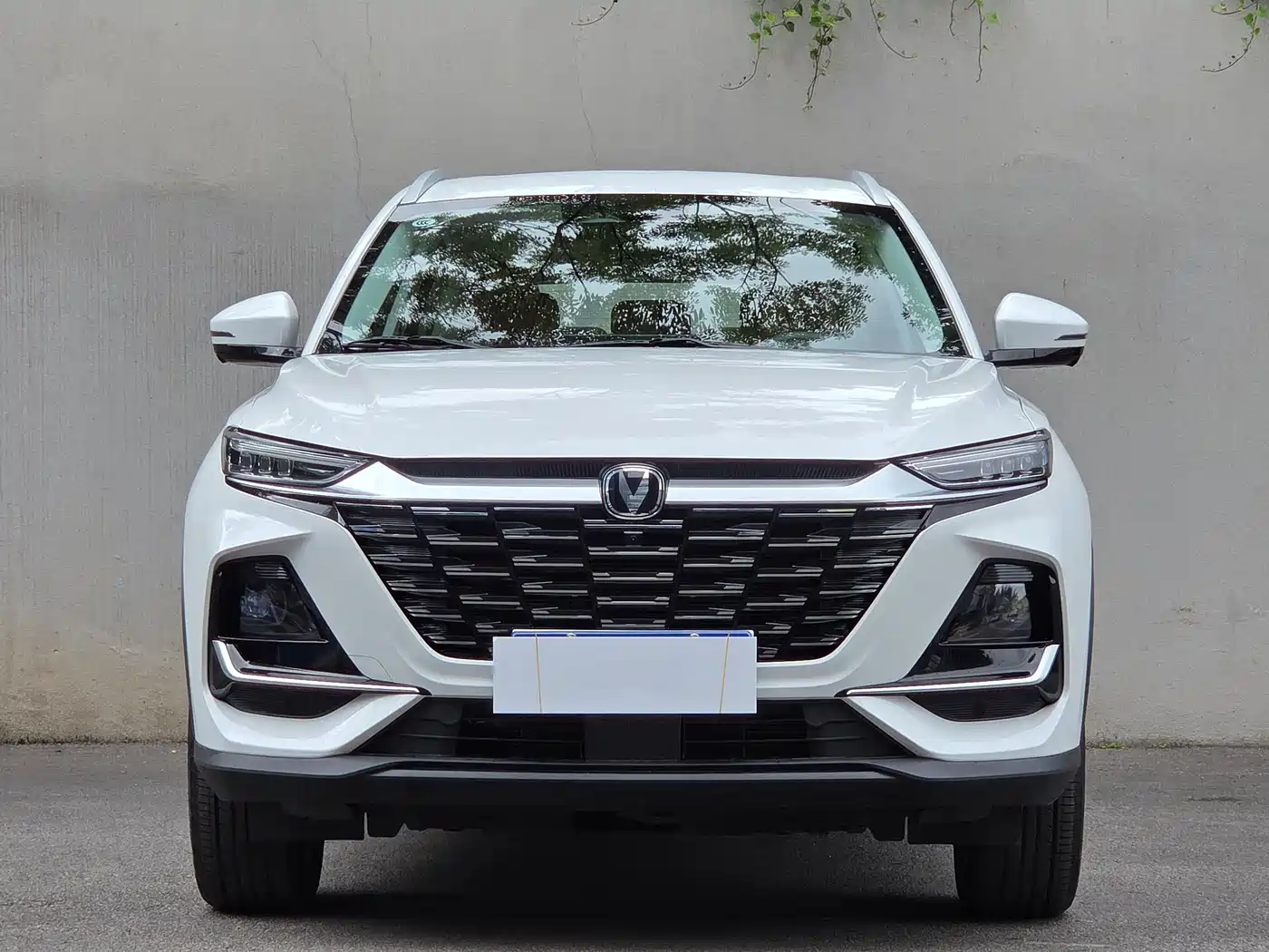 CHANGAN CS75