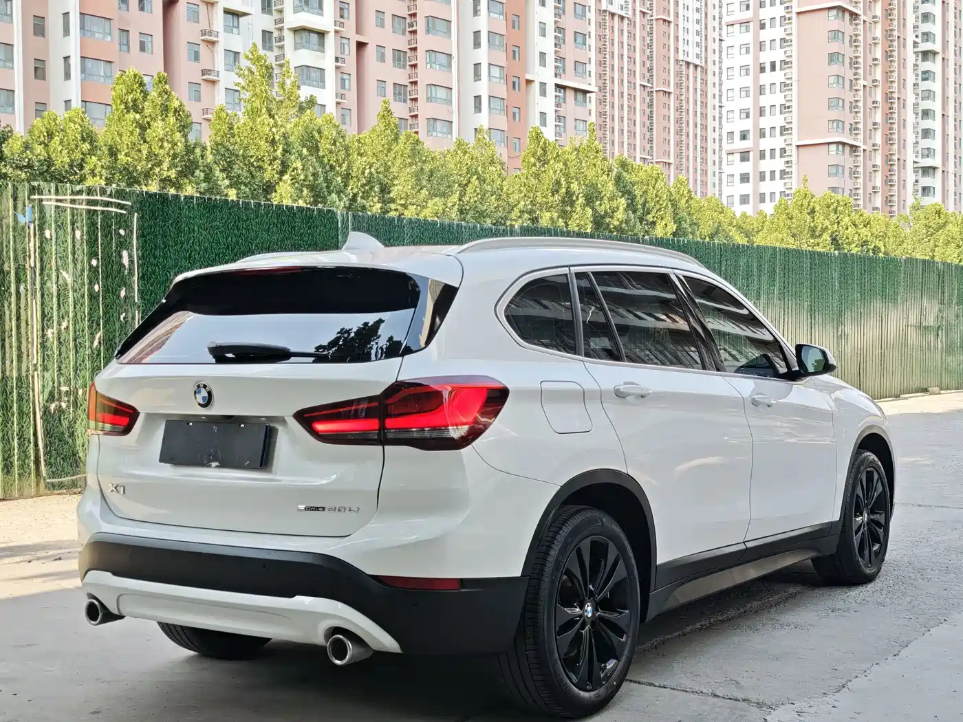 Фото 8 - BMW X1
