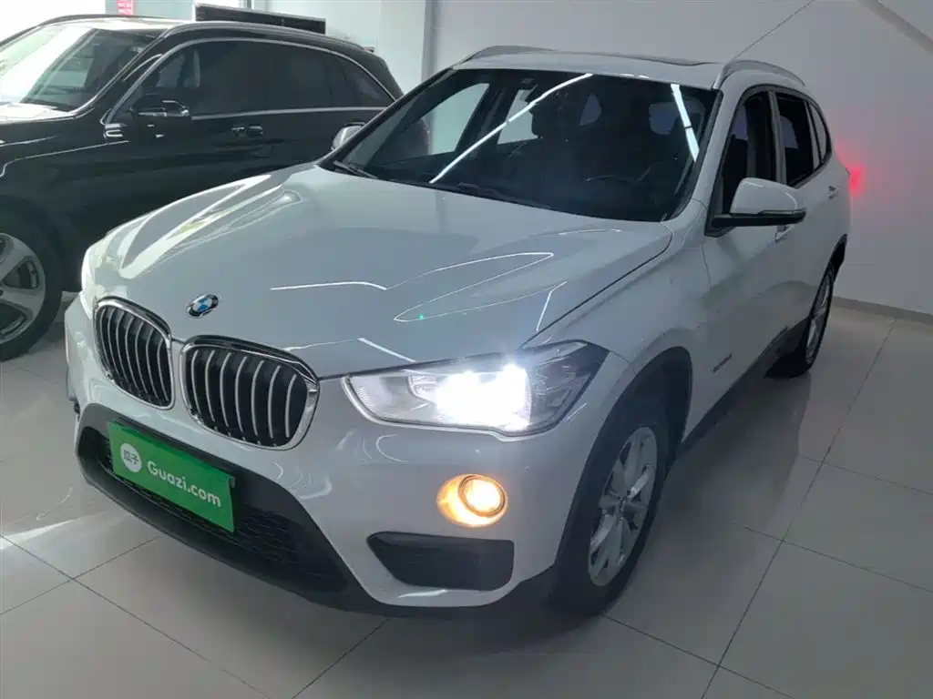 BMW X1 2016 sDrive18Li Fashion Model фото 2