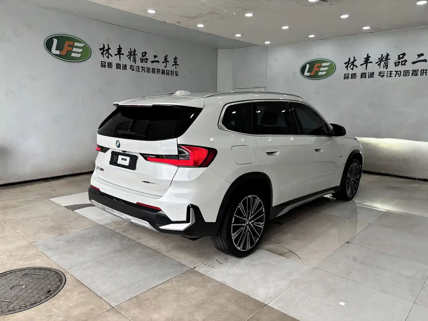 BMW X1 2024 xDrive25Li X Design Package фото 8