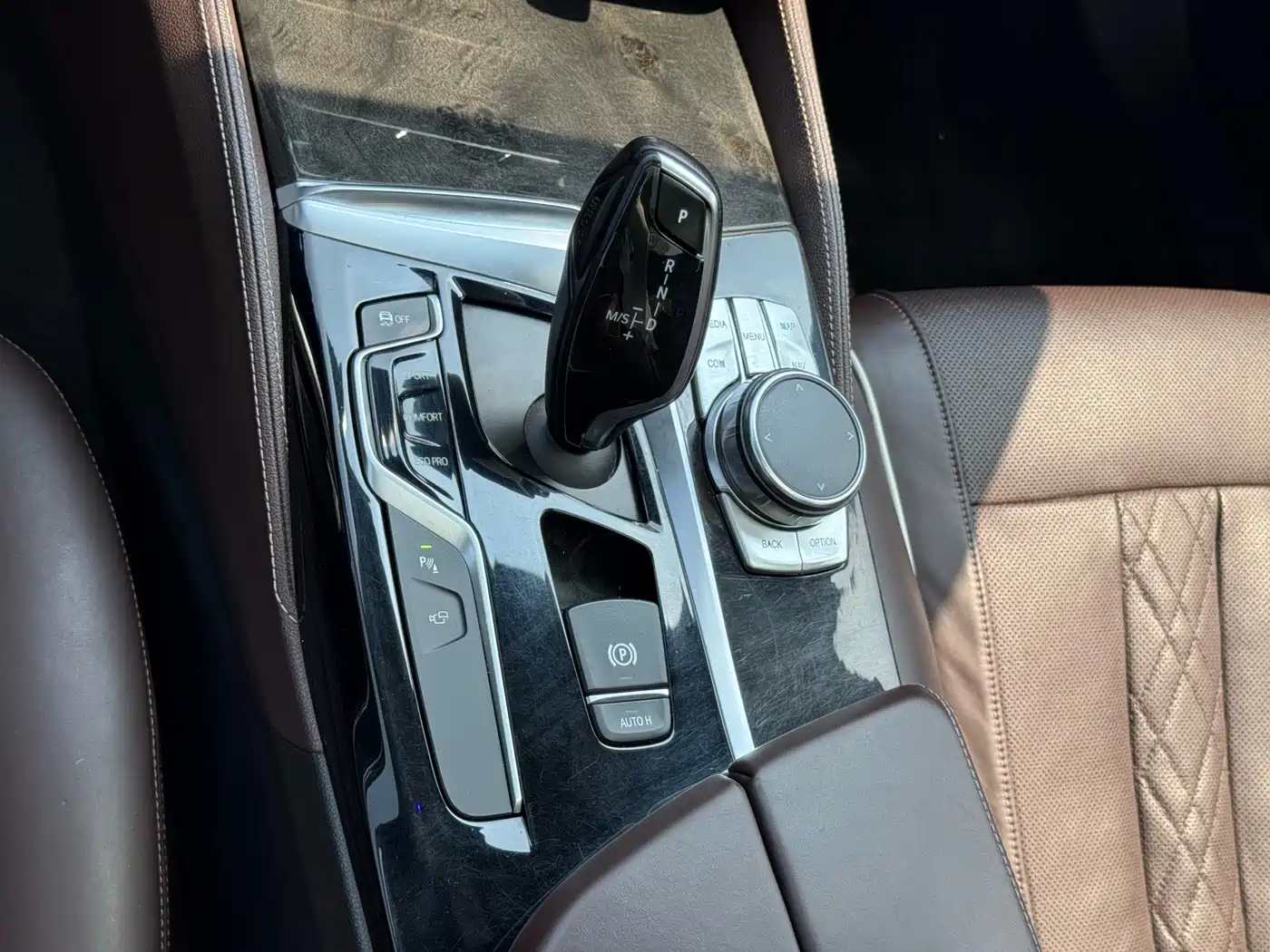 BMW 5 Series 2018 Facelift 530Li Exclusive M Sport Package фото 25