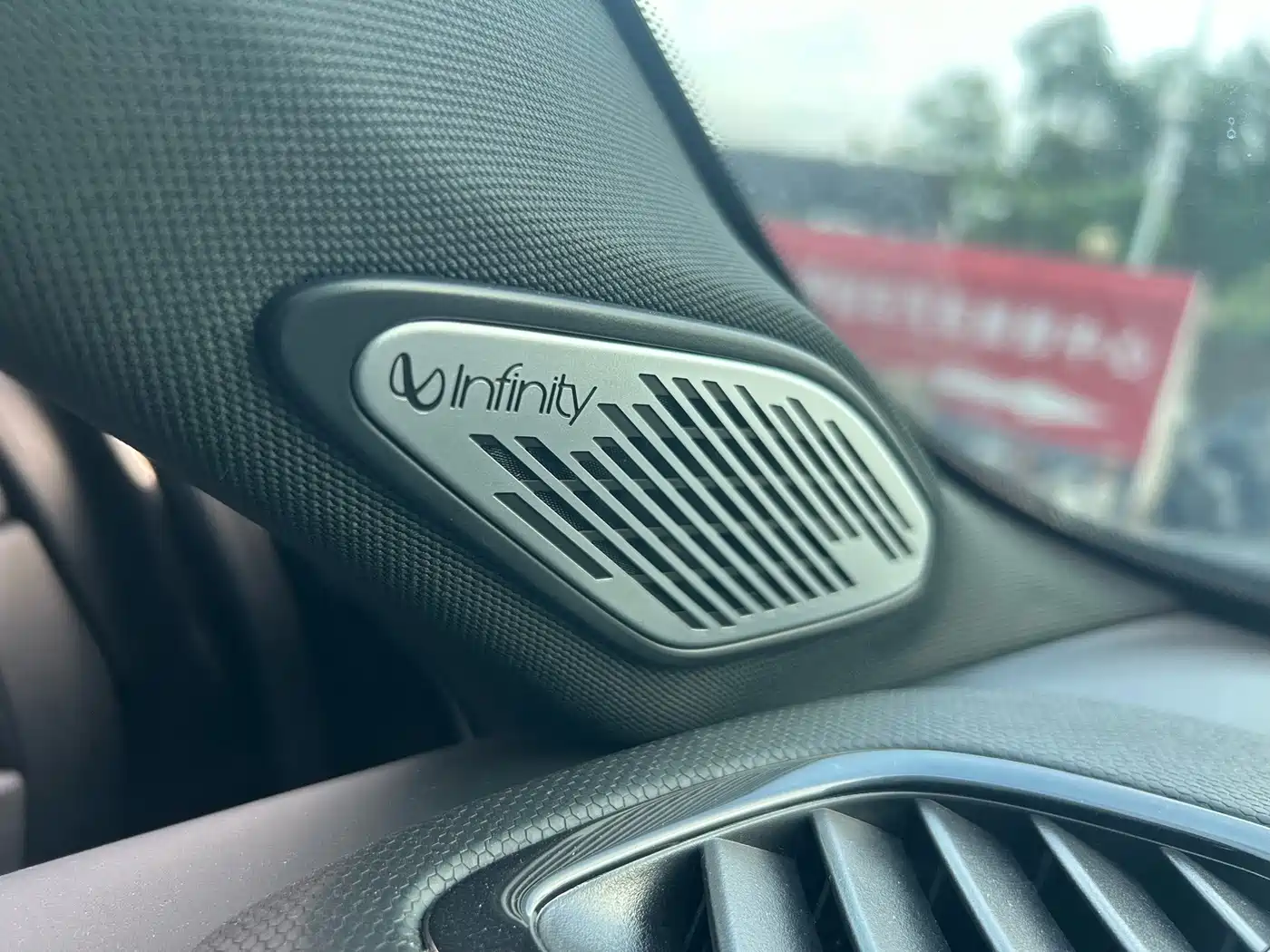 Lynk & Co 02 Hatchback 2022 2022 2.0TD Pro
