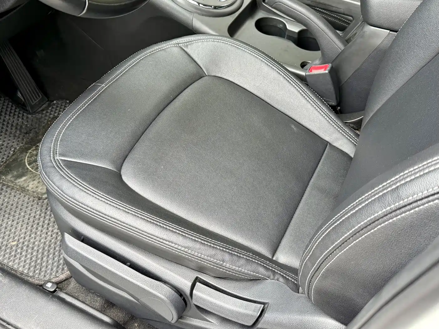 Kia Sportage 2014 2.0L Automatic 2WD GLS фото 8