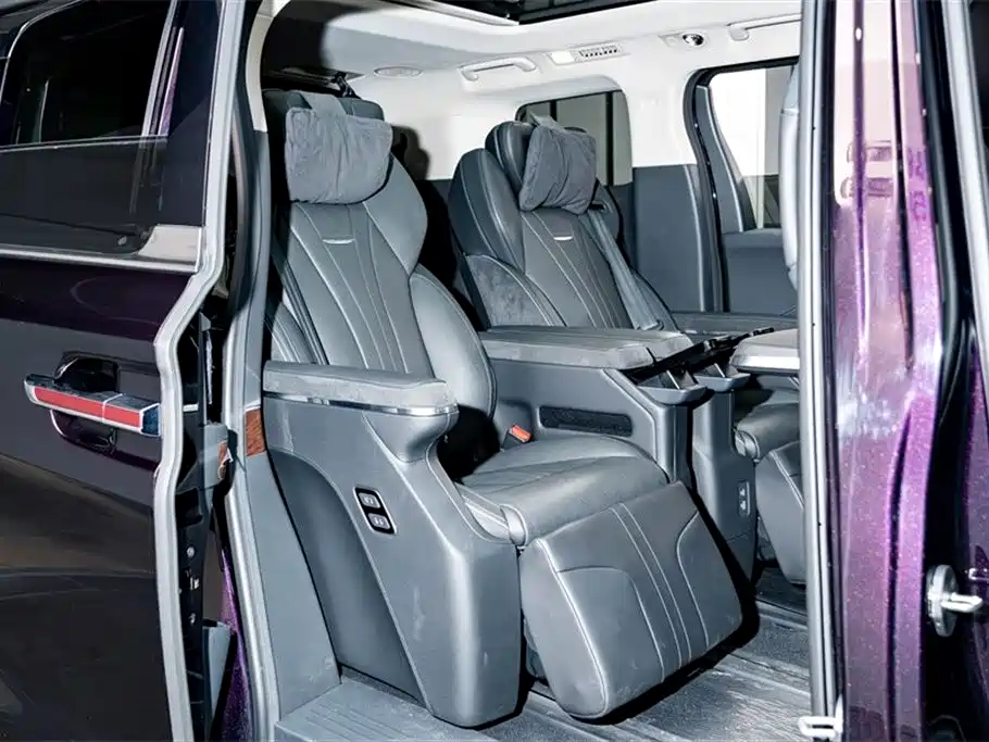 Hongqi HQ9 2024 Model 2.0T Luxury Edition фото 25