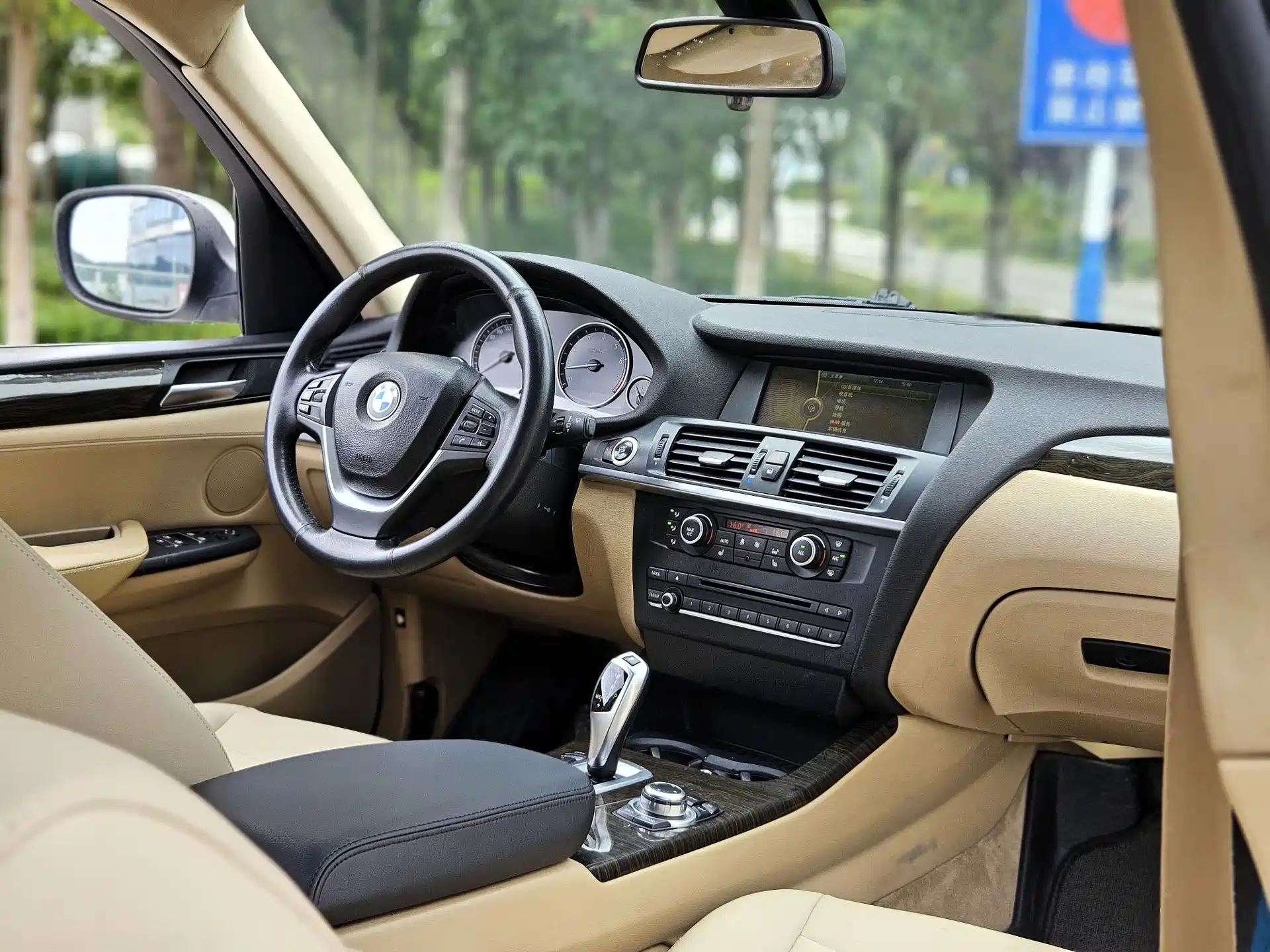 Photo 11 - BMW X3 (Import)