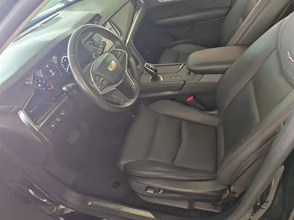 Cadillac XT5 2018 25T Luxury фото 15