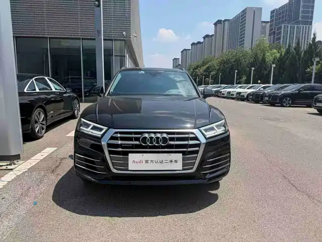 Audi Q5L 2018 40 TFSI Premium Fashion China VI — фото 1