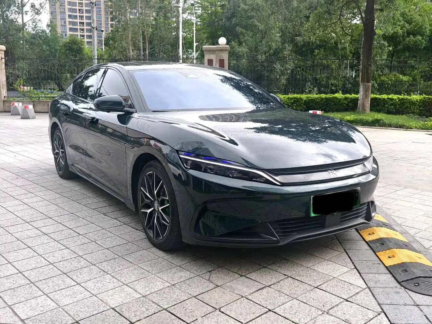 BYD Han 2022 EV 610KM AWD Qianshan Green Limited Edition фото 3
