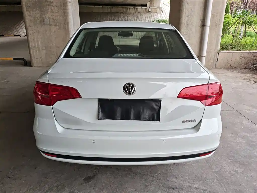 Volkswagen Bora 2016 Model 1.6L Automatic Fashion фото 4