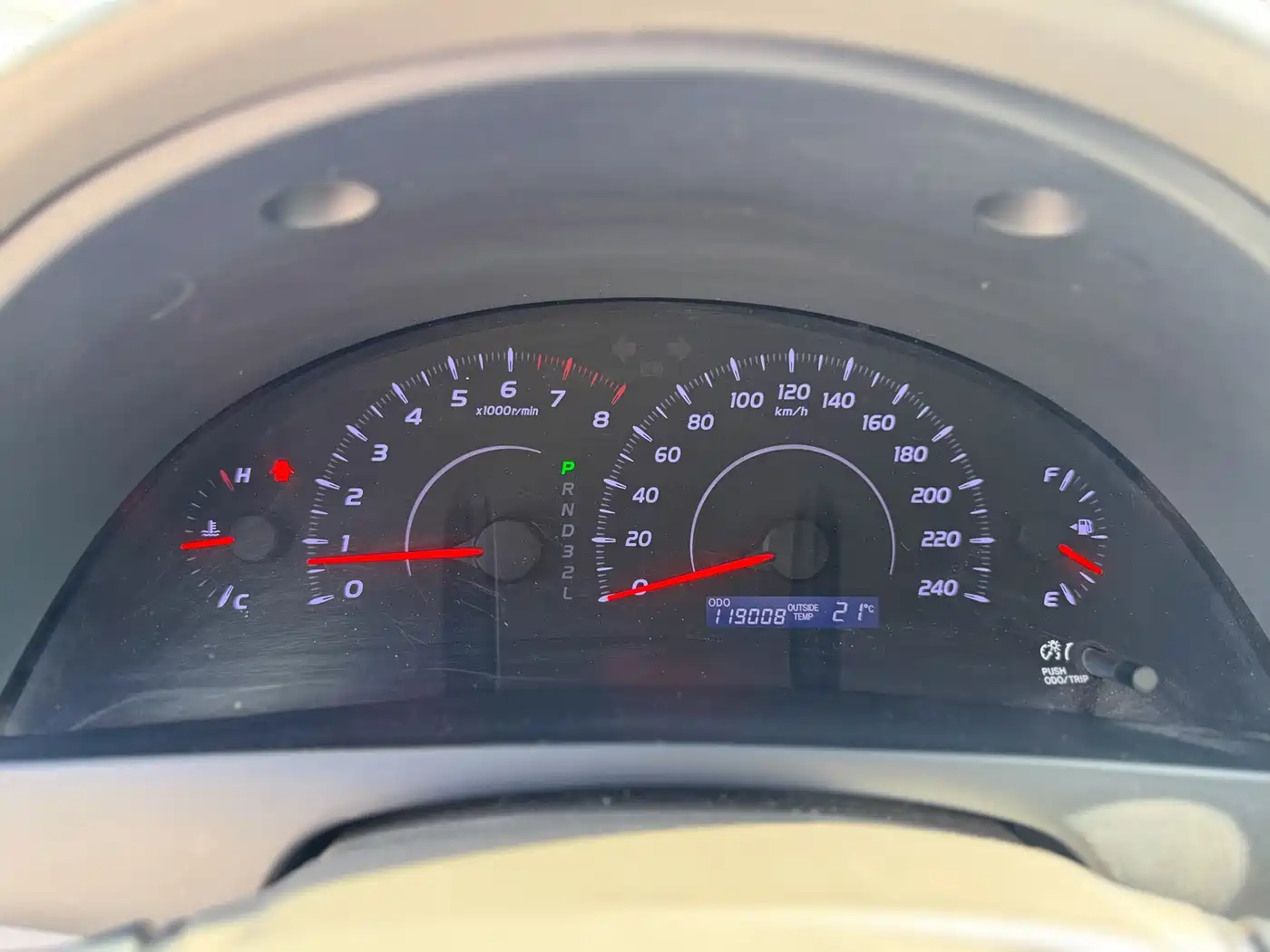 Toyota Camry 2013 200E Classic Elite Edition фото 10