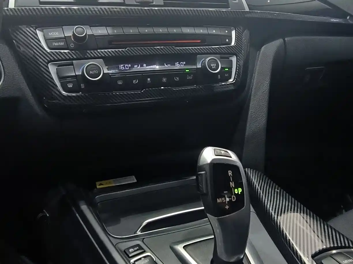 BMW 3 Series 2017 320Li Fashion фото 6