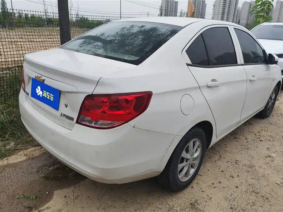 Chevrolet Sail 2018 Sail 3 1.3L AMT Ideal фото 3