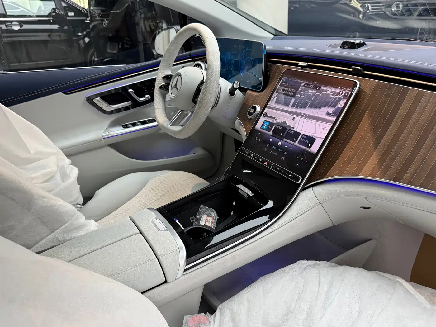 Mercedes-Benz EQE 2025 500 4MATIC Pioneer фото 11