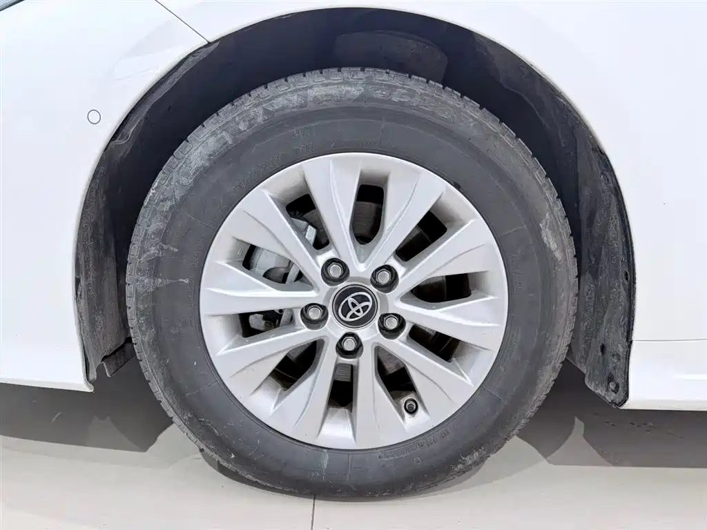 Toyota Corolla 2021 TNGA 1.5L CVT Elite Edition фото 16