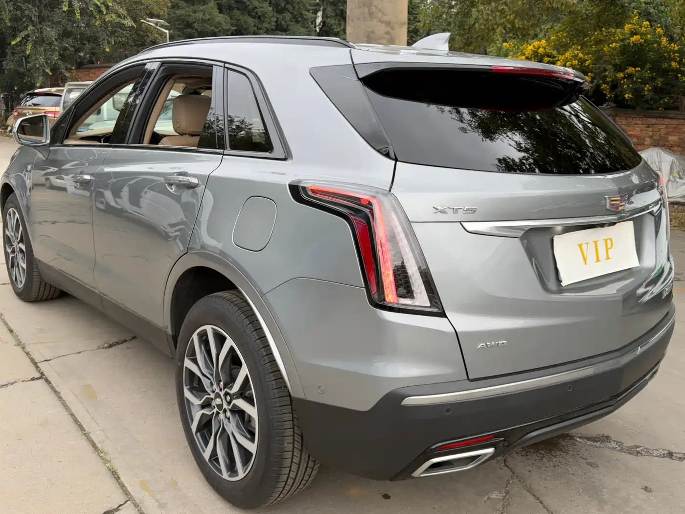 Cadillac XT5 2025 2022 2.0T 4WD Platinum