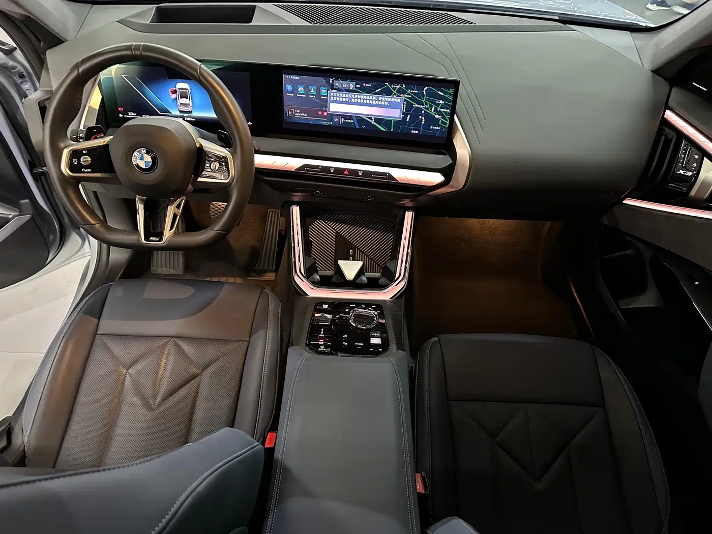 BMW X3 2025 xDrive30L Premium Model M Sport Black Package фото 5